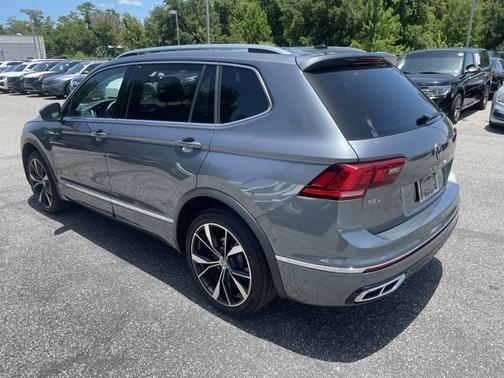 2022 Volkswagen Tiguan SEL R-Line