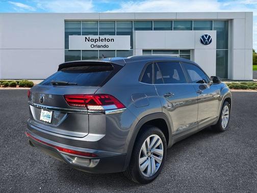 2022 Volkswagen Atlas Cross Sport 2.0T SE w/Technology