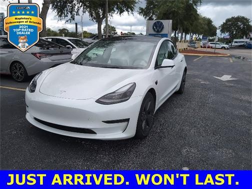 2022 Tesla Model 3 Base