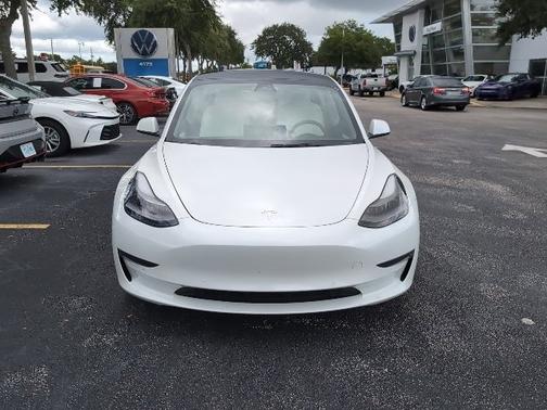 2022 Tesla Model 3 Base