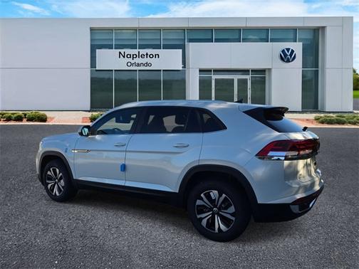 2026 Volkswagen Atlas Cross Sport 2.0T SE