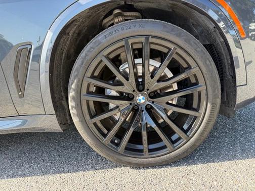 Arctic Grey Metallic 2022 BMW X5 sDrive40i