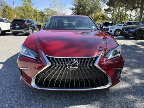 2023 Lexus ES 350 Base