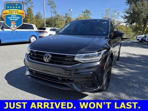 2023 Volkswagen Tiguan SE R-Line Black