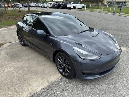 Midnight Silver Metallic 2022 Tesla Model 3 Base