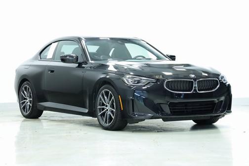 2024 BMW 230 230i