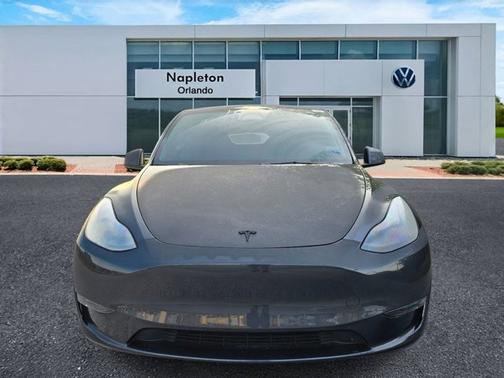 Stealth Gray 2024 Tesla Model Y Long Range