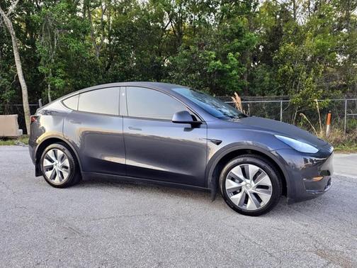 Stealth Gray 2024 Tesla Model Y Long Range
