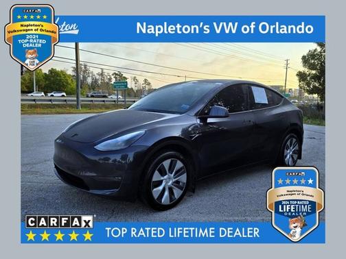 Stealth Gray 2024 Tesla Model Y Long Range