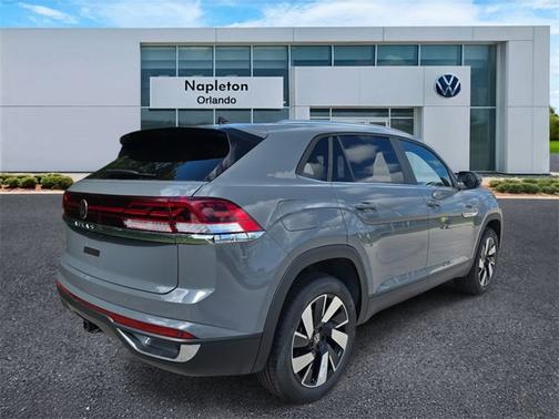 2025 Volkswagen Atlas Cross Sport 2.0T SE w/Technology