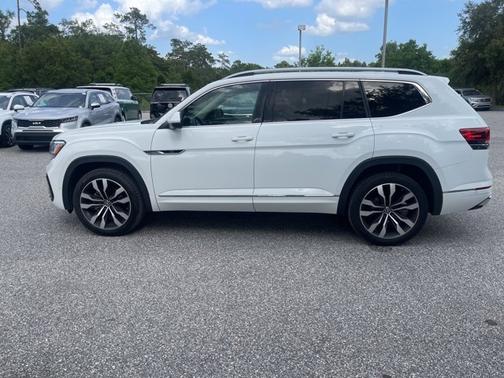 2021 Volkswagen Atlas 3.6L V6 SEL Premium R-Line