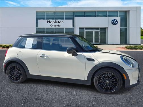 2023 MINI Hardtop Cooper