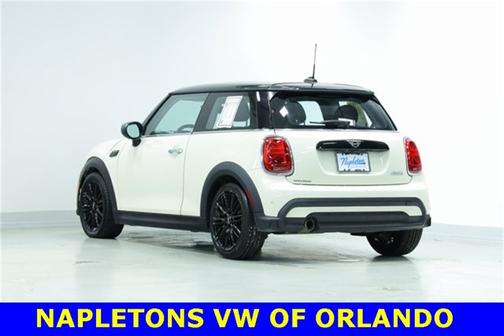 2023 MINI Hardtop Cooper