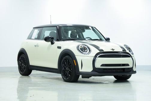 2023 MINI Hardtop Cooper Classic