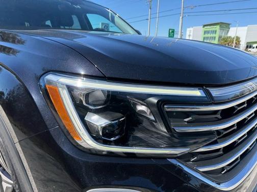 2024 Volkswagen Atlas 2.0T SE