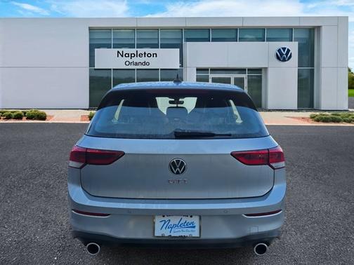 2026 Volkswagen Golf GTI SE