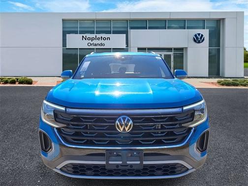 2024 Volkswagen Atlas Cross Sport 2.0T SE w/Technology