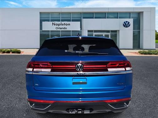 2024 Volkswagen Atlas Cross Sport 2.0T SE w/Technology