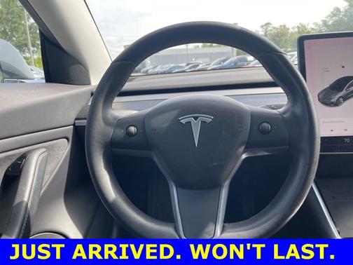 2019 Tesla Model 3 Standard Range Plus