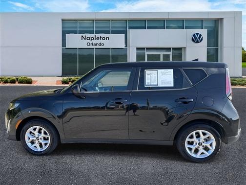 2024 Kia Soul LX
