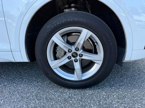 2023 Audi Q5 Premium