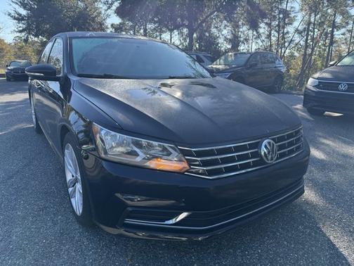 2019 Volkswagen Passat 2.0T Wolfsburg Edition