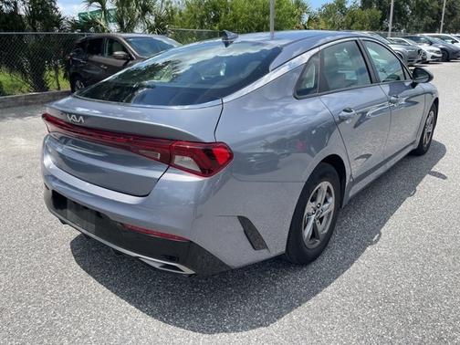 2023 Kia K5 LXS