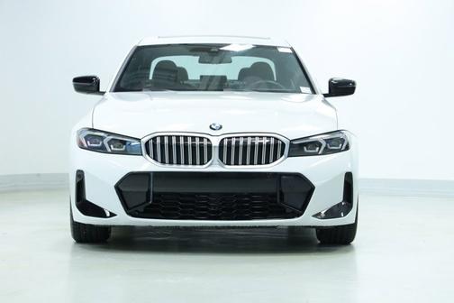 Alpine White 2025 BMW 330 330i
