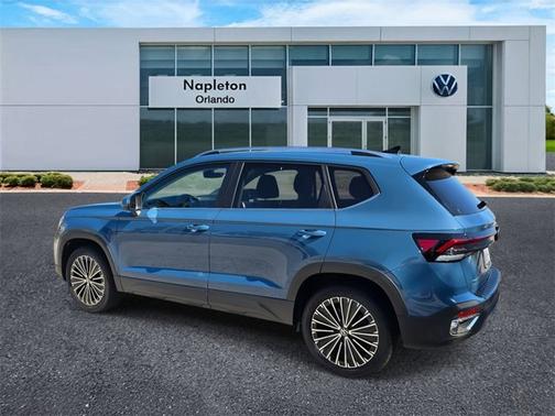 2025 Volkswagen Taos SE