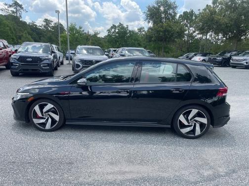 2024 Volkswagen Golf GTI S