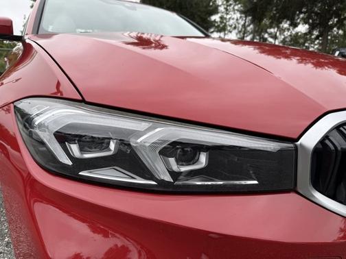 2024 BMW 330 330i