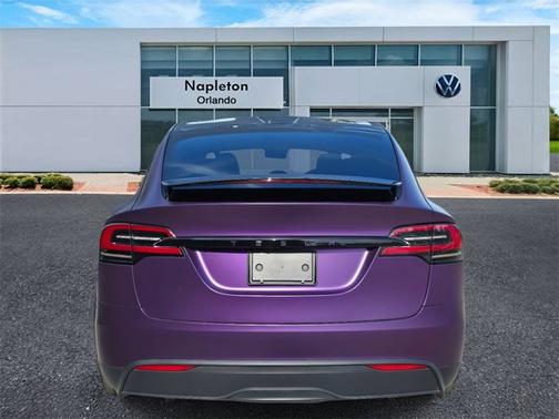 2024 Tesla Model X Base