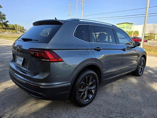 2023 Volkswagen Tiguan SE