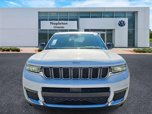 2023 Jeep Grand Cherokee L Laredo