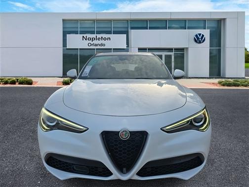 2022 Alfa Romeo Stelvio Sprint