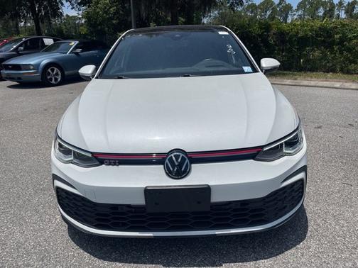 2023 Volkswagen Golf GTI Autobahn