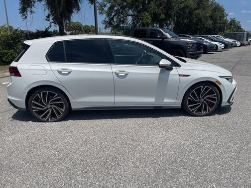 2023 Volkswagen Golf GTI Autobahn