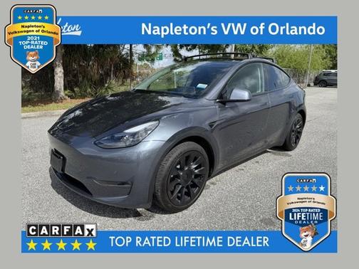 Gray 2022 Tesla Model Y Long Range