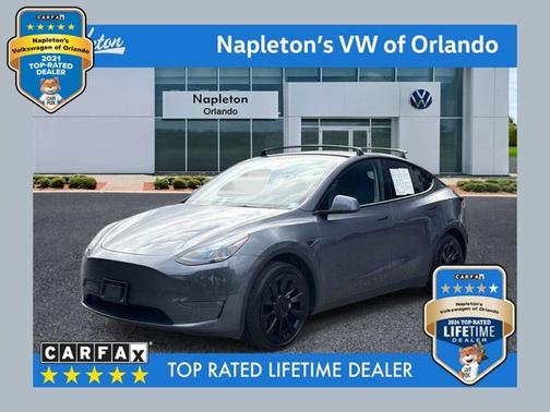 Gray 2022 Tesla Model Y Long Range