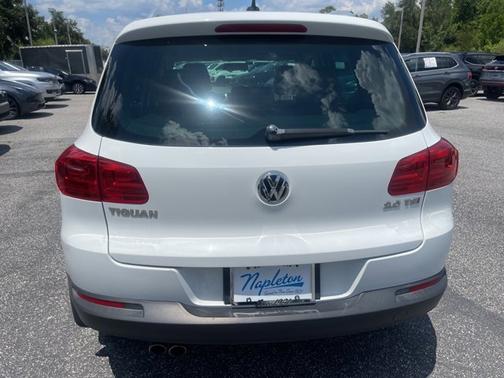 2014 Volkswagen Tiguan SE