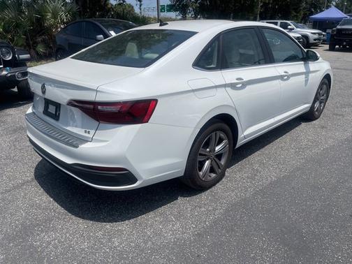 2024 Volkswagen Jetta SE