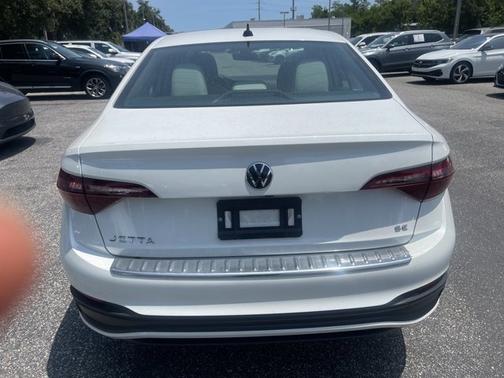 2024 Volkswagen Jetta SE