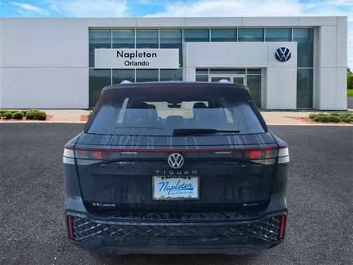 2026 Volkswagen Tiguan SEL R-Line Turbo