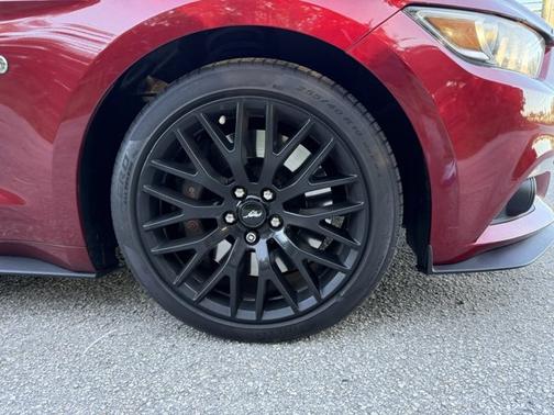 2017 Ford Mustang GT Premium