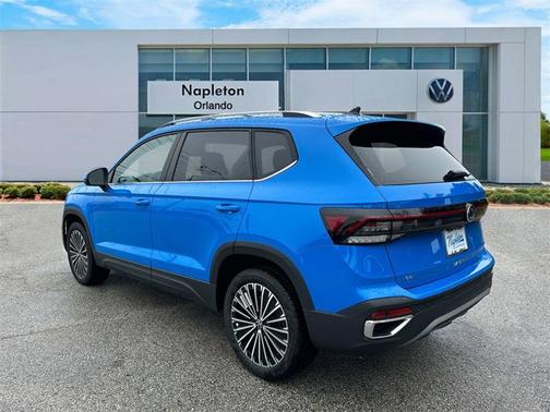 2025 Volkswagen Taos SE