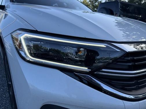 2023 Volkswagen Jetta SEL