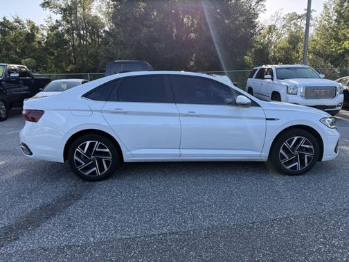 2023 Volkswagen Jetta SEL