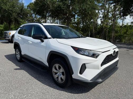 Super White 2019 Toyota RAV4 LE