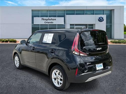 2024 Kia Soul LX