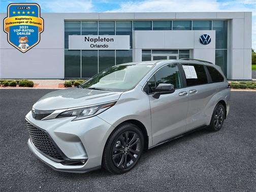 2024 Toyota Sienna XSE